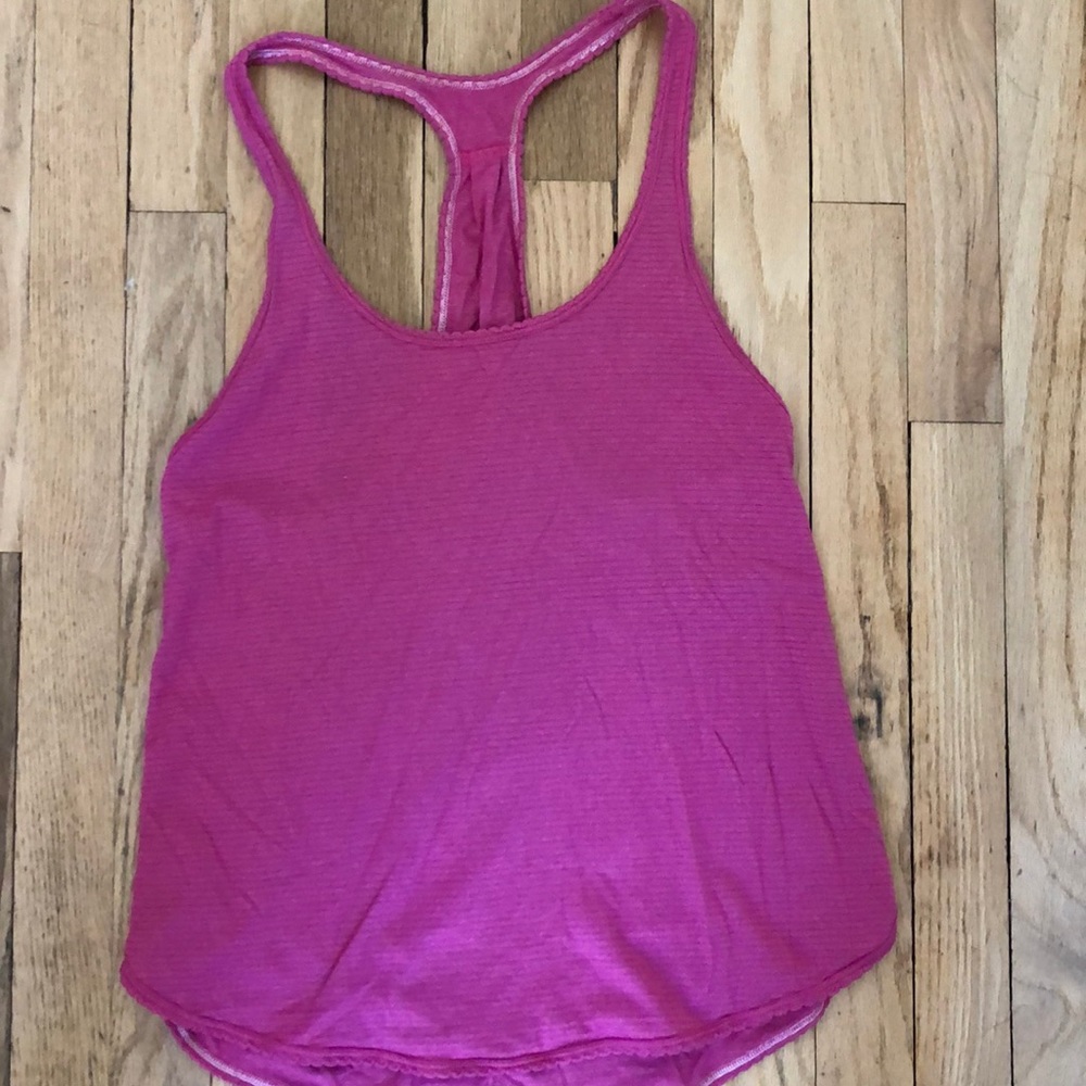 Lululemon tank